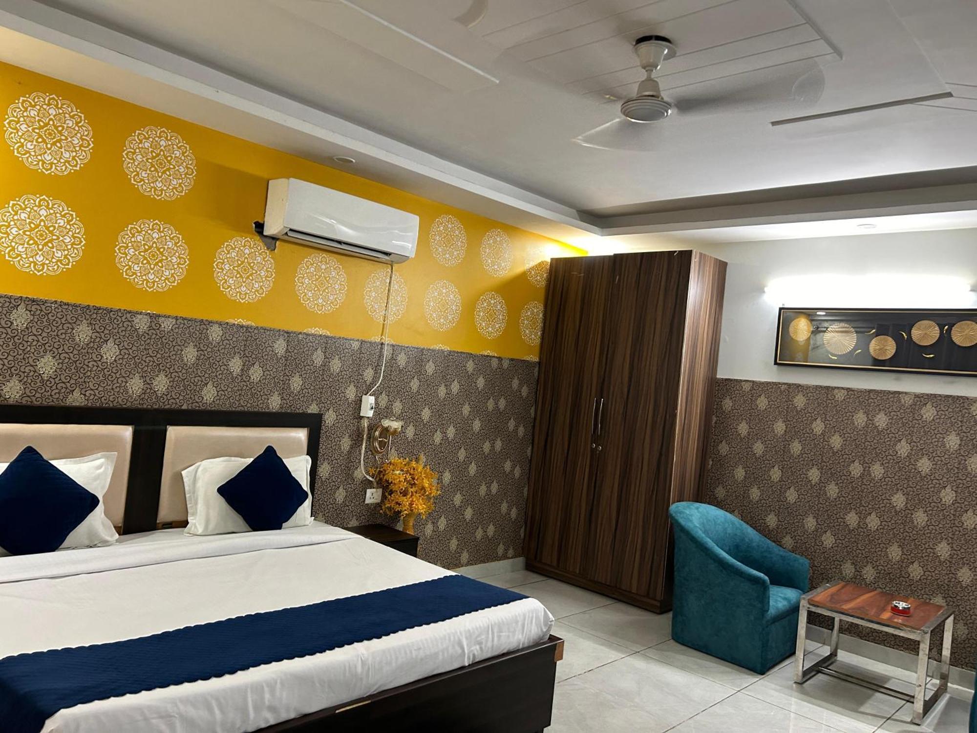 Tanvi Premium Residency-Close To Artemis, Medanta & Fortis Gurgaon Eksteriør billede