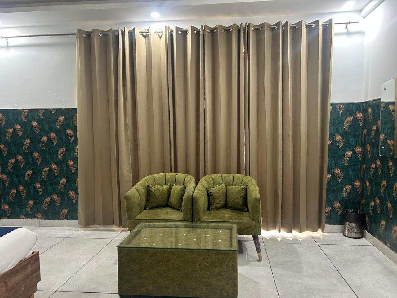 Tanvi Premium Residency-Close To Artemis, Medanta & Fortis Gurgaon Eksteriør billede