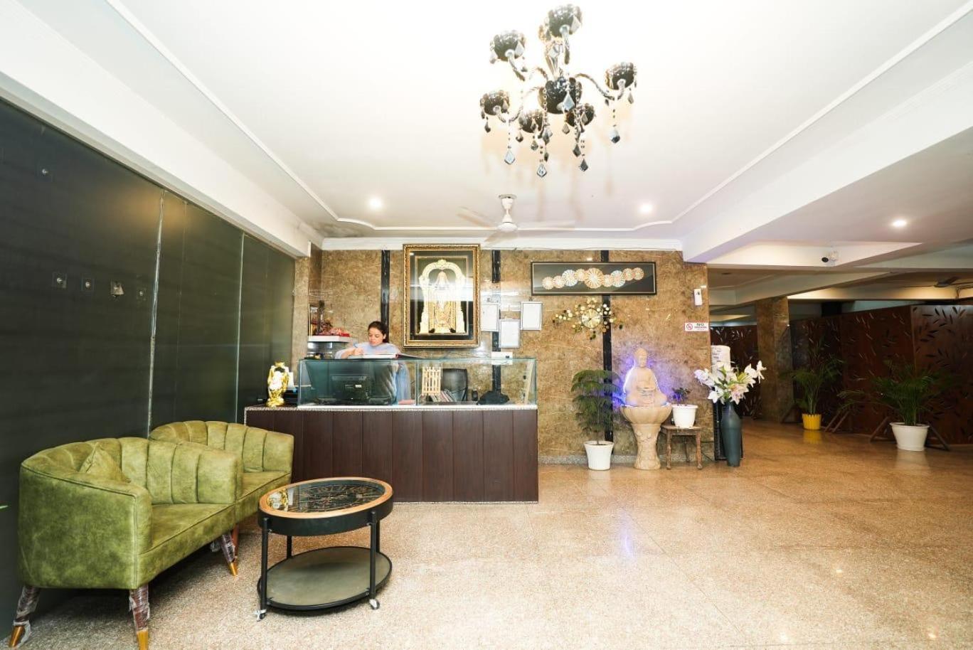 Tanvi Premium Residency-Close To Artemis, Medanta & Fortis Gurgaon Eksteriør billede